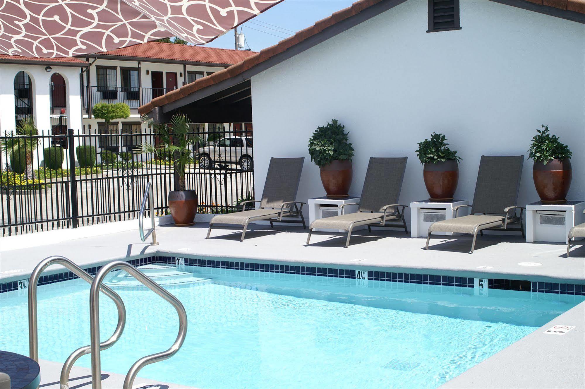 Travelodge By Wyndham Vallejo Exterior foto